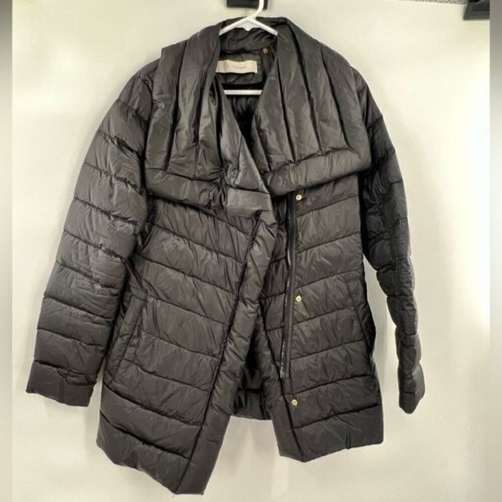 Tahari black puffer jacket size S super lightweight womens